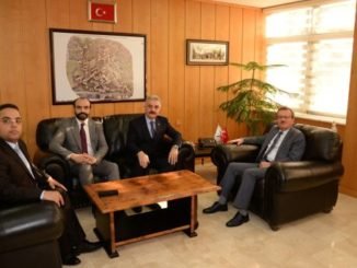 MHP GENEL SEKRETERİ İSMET BÜYÜKATAMAN BURSA ULUDAĞ ÜNİVERSİTESİ REKTÖRÜ PROF DR AHMET SAİM KILAVUZ ZİYARETİ