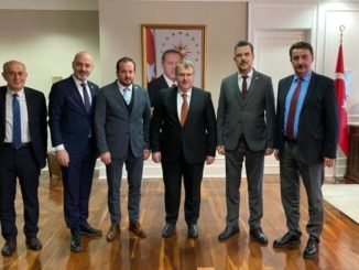 DİŞ HEKİMLİĞİ FAKÜLTEASİ DEKANI PROF DR HALİL SAĞLAM REKTÖR YARDIMCISI PROF DR İRFAN KIRIŞTIOĞLU HALİL ELDEMİR MUSTAFA ESGİN REFİK ÖZEN ZAFER IŞIK