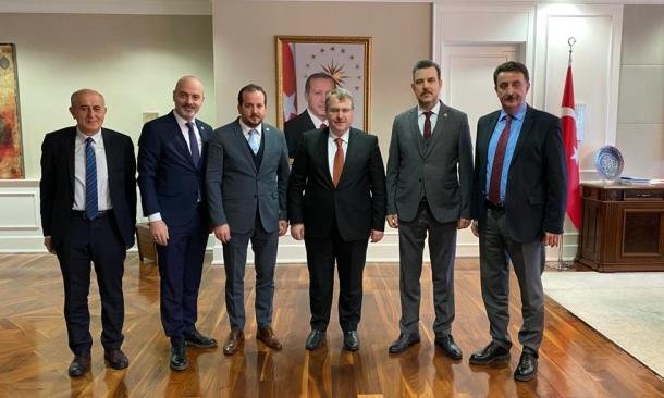 DİŞ HEKİMLİĞİ FAKÜLTEASİ DEKANI PROF DR HALİL SAĞLAM REKTÖR YARDIMCISI PROF DR İRFAN KIRIŞTIOĞLU HALİL ELDEMİR MUSTAFA ESGİN REFİK ÖZEN ZAFER IŞIK DİŞ HEKİMLİĞİ FAKÜLTEASİ DEKANI PROF DR HALİL SAĞLAM REKTÖR YARDIMCISI PROF DR İRFAN KIRIŞTIOĞLU HALİL ELDEMİR MUSTAFA ESGİN REFİK ÖZEN ZAFER IŞIK