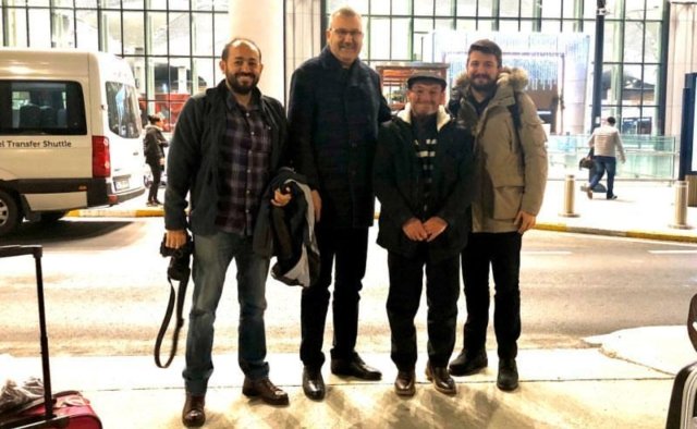 KARACABEY BELEDİYE BAŞKANI ALİ ÖZKAN BALIKÇI ADEM AMCA ALPER TÜYDEŞ YÖNETMEN BURAK DOĞAN SOYSAL KARACABEY BELEDİYE BAŞKANI ALİ ÖZKAN BALIKÇI ADEM AMCA ALPER TÜYDEŞ YÖNETMEN BURAK DOĞAN SOYSAL