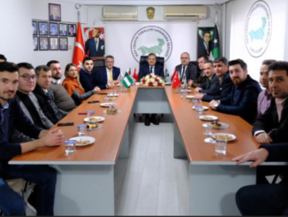 BATI TRAKYA TÜRKLERİ DERNEĞİ BURSA ŞUBESİ ZİYARETİ HAKAN ÇAVUŞOĞLU ALİ MOLLASALİH DR ALİ EMİNLATİF