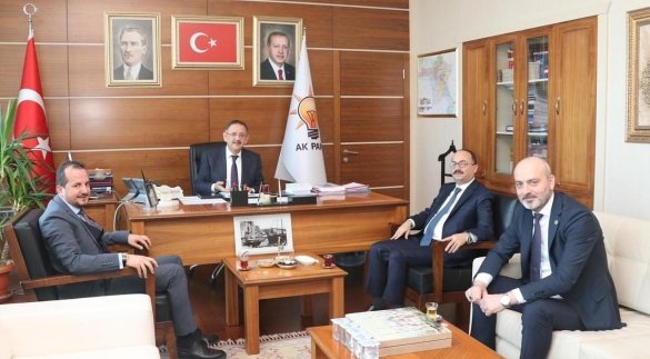 BURSA MİLLETVEKİLLERİ REFİK ÖZEN OSMAN MESTEN ZAFGER IŞIK VE AK PARTİ YEREL YÖNETİMLER BAŞKANI MEHMET ÖZHASEKİ BURSA MİLLETVEKİLLERİ REFİK ÖZEN OSMAN MESTEN ZAFGER IŞIK VE AK PARTİ YEREL YÖNETİMLER BAŞKANI MEHMET ÖZHASEKİ