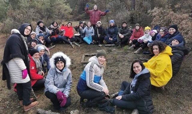 HARMANCIK İNGİLİZ ÖĞRENCİLER EKOTURİZM HARMANCIK İNGİLİZ ÖĞRENCİLER EKOTURİZM