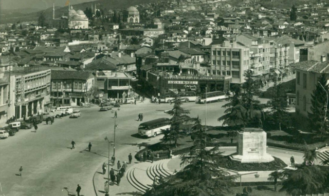 TARİH ÖNCESİ DEĞİL YILIMDA HEYKEL TARİH ÖNCESİ DEĞİL YILIMDA HEYKEL