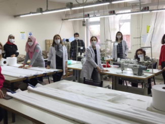 ZÜBEYDE HANIM MESLEKİ VE TEKNİK ANADOLU LİSESİ MASKE ÜRETİMİ