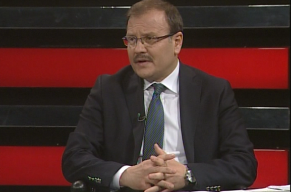 HAKAN ÇAVUŞOĞLU HAKAN ÇAVUŞOĞLU
