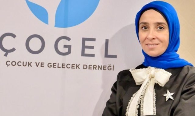 ÇOGEL GENEL BAŞKANI ELİF ESEN ÇOGEL GENEL BAŞKANI ELİF ESEN