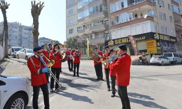 MUDANYA BELEDİYESİ BANDOSU KORONA KONSERLERİ MUDANYA BELEDİYESİ BANDOSU KORONA KONSERLERİ