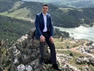 AK PARTİ BURSA MİLLETVEKİLİ DR MUSTAFA ESGİN