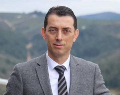 KENAN KiBAR KENAN KiBAR