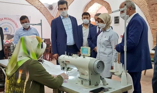 TARiHi SiNANPAŞA MEDRESESi MASKE ÜRETiMi YENiŞEHiR BELEDiYESi TARiHi SiNANPAŞA MEDRESESi MASKE ÜRETiMi YENiŞEHiR BELEDiYESi