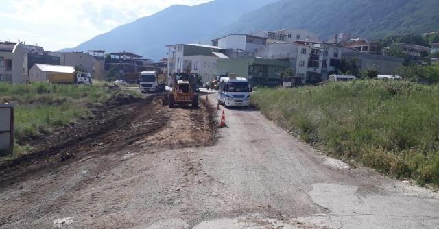Y DEĞİRMENLİKIZIK MAHALLESİNDE YILDIRIM BELEDİYESİ YOL ÇALIŞMASI