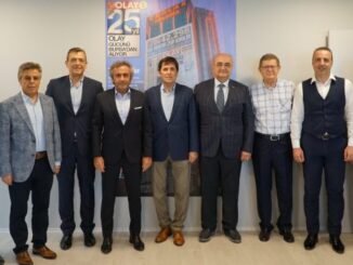 OLAY MEDYA YÖNETİCİ VE YAZARLARI İLE YEŞİM TEKSTİL CEOSU ŞENOL ŞANKAYA
