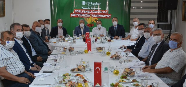 TURK SEKER GENEL MUDURU MUCAHiT ALKAN VE AK PARTi BURSA BELEDiYE BASKANLARI TURK SEKER GENEL MUDURU MUCAHiT ALKAN VE AK PARTi BURSA BELEDiYE BASKANLARI