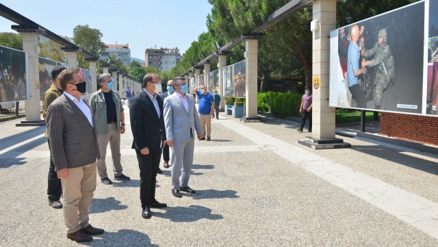 HAKAN ÇAVUŞOĞLU OKTAY YILMAZ UYUMAYAN KÜTÜPHANE VE TEMMUZ UNUTULMAYAN GECE