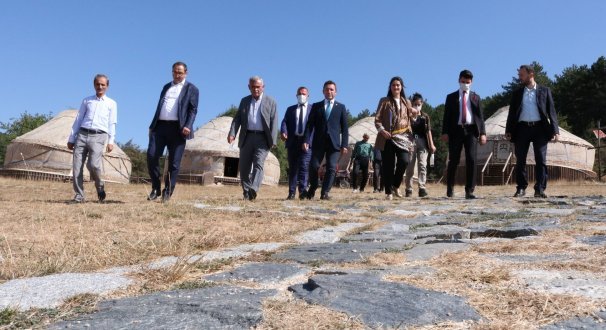 KELES KAYMAKAMI KUBRA TEYMUR VE AK PARTi BURSA MiLLETVEKiLi ATiLLA ODUNC KOCAYAYLA iNCELEMESiNDE KELES KAYMAKAMI KUBRA TEYMUR VE AK PARTi BURSA MiLLETVEKiLi ATiLLA ODUNC KOCAYAYLA iNCELEMESiNDE