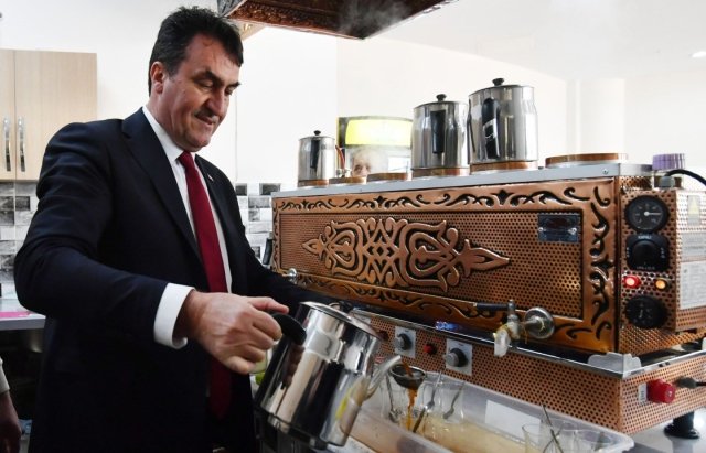 OSMANGAZi BELEDiYE BASKANI MUSTAFA DUNDAR