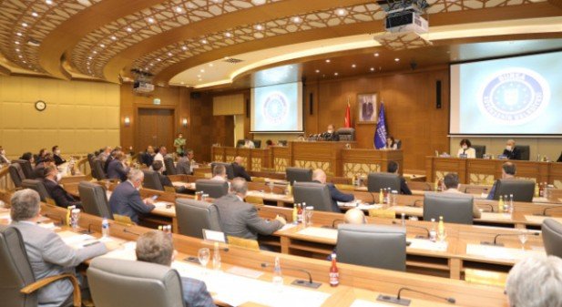 BUYUKSEHIR BELEDIYE MECLISI SU FATURALARI KARARI BUYUKSEHIR BELEDIYE MECLISI SU FATURALARI KARARI