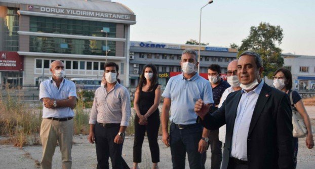 CHP IL BASKANI ISMET KARACA VE DORUK HASTANESI CHP IL BASKANI ISMET KARACA VE DORUK HASTANESI