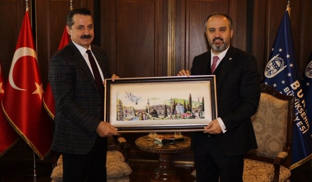 BUYUKSEHiR BELEDiYE BASKANI ALiNUR AKTAS VE FARUK CELiK BUYUKSEHiR BELEDiYE BASKANI ALiNUR AKTAS VE FARUK CELiK