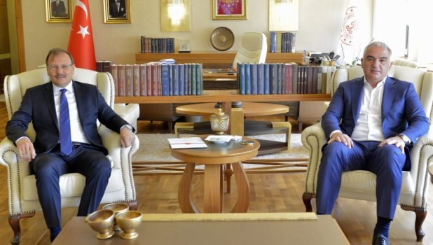 HAKAN CAVUSOGLU VE KULTUR VE TURiZM BAKANI MEHMET NURi ERSOY HAKAN CAVUSOGLU VE KULTUR VE TURiZM BAKANI MEHMET NURi ERSOY