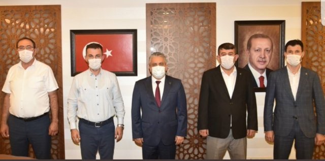 AK PARTI IL BASKANI AYHAN SALMAN VE DAG YORESI AK PARTI ILCE BASKANLARI AK PARTI IL BASKANI AYHAN SALMAN VE DAG YORESI AK PARTI ILCE BASKANLARI