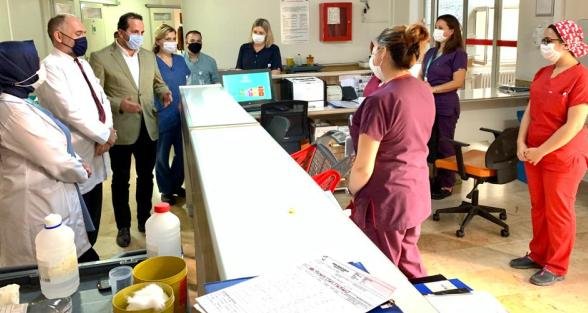 AK PARTi BURSA MiLLETVEKiLi REFiK OZEN VE ALi OSMAN SONMEZ ONKOLOJi HASTANESi ZiYARETi AK PARTi BURSA MiLLETVEKiLi REFiK OZEN VE ALi OSMAN SONMEZ ONKOLOJi HASTANESi ZiYARETi