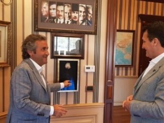 OSMANGAZi BELEDiYE BASKANI MUSTAFA DUNDAR VE YESiM TEKSTiL CEOSU SENOL SANKAYA
