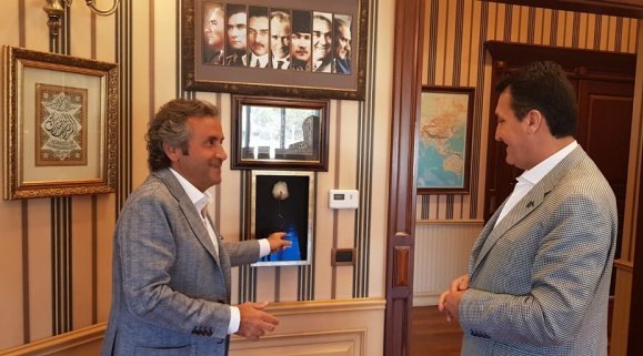 OSMANGAZi BELEDiYE BASKANI MUSTAFA DUNDAR VE YESiM TEKSTiL CEOSU SENOL SANKAYA