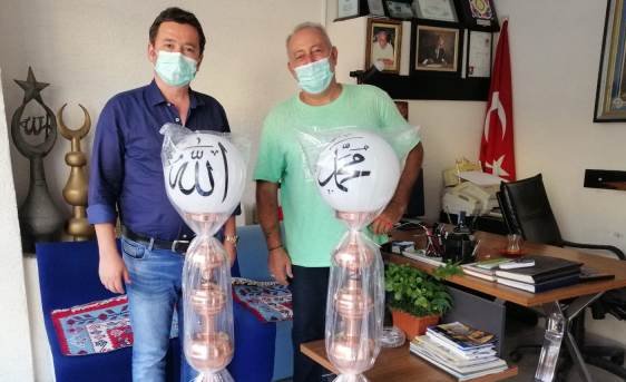 CHP BURSA MILLETVEKILI ERKAN AYDIN VE ALEM USTASI RIZA AKBALIS CHP BURSA MILLETVEKILI ERKAN AYDIN VE ALEM USTASI RIZA AKBALIS