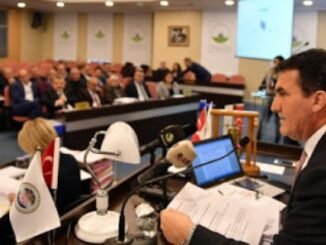 OSMANGAZI BELEDIYE MECLISI CHP GURUBU VE BASKAN MUSTAFA DUNDAR