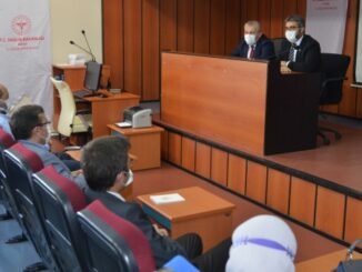 iL SAGLIK MUDURLUGU DEViR TESLiM DR HALiM OMER KASIKCI DR FEVZi YAVUZYILMAZ