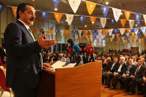 DENEYIMLI SIYASETCI FARUK CELIK DENEYIMLI SIYASETCI FARUK CELIK