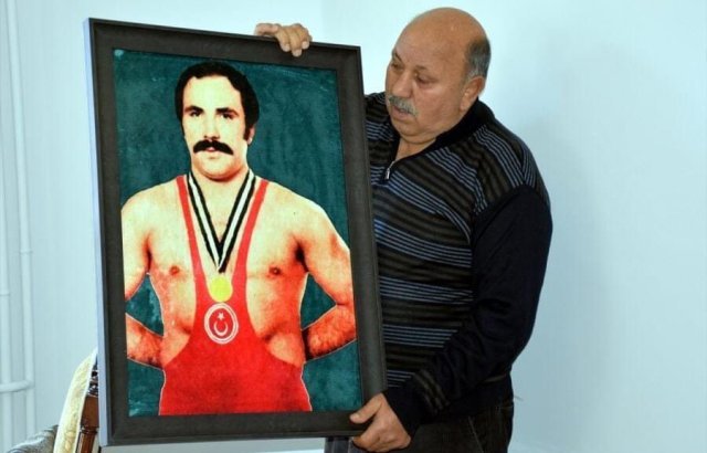 RESiT KARABACAK