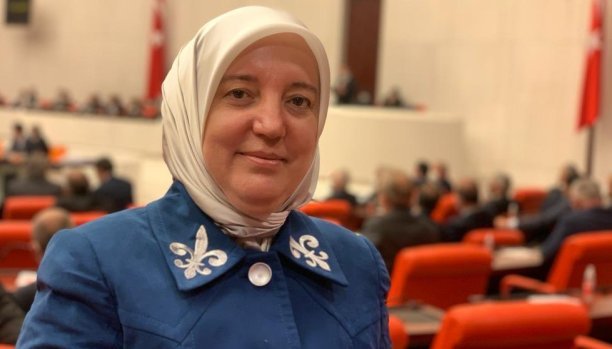 EMINE YAVUZ GOZGEC EMINE YAVUZ GOZGEC