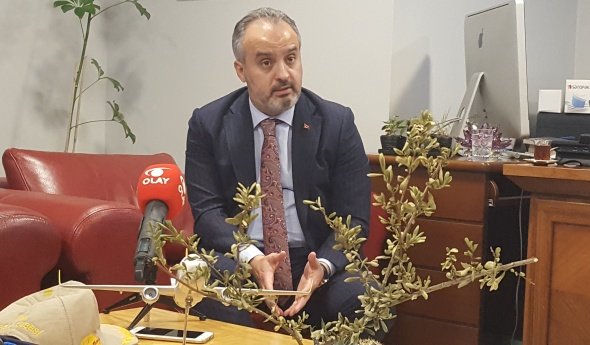 BUYUKSEHiR BELEDiYE BASKANI ALiNUR AKTAS BUYUKSEHiR BELEDiYE BASKANI ALiNUR AKTAS