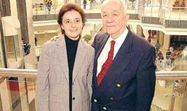 MUAMMER AGIM YASINDA VEFAT ETTi MUAMMER AGIM YASINDA VEFAT ETTi