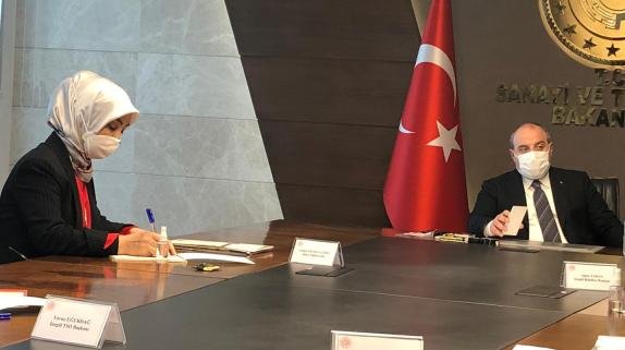 AK PARTi BURSA MiLLETVEKiLi ViLDAN YILMAZ GUREL VE SANAYi VE TEKNOLOJi BAKANI MUSTAFA VARANK AK PARTi BURSA MiLLETVEKiLi ViLDAN YILMAZ GUREL VE SANAYi VE TEKNOLOJi BAKANI MUSTAFA VARANK