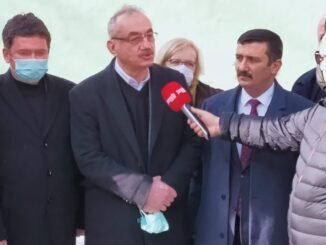 iYi PARTi BURSA MiLLETVEKiLi PROF DR iSMAiL TATLIOOGLU VE CHP BURSA MiLLETVEKiLi ERKAN AYDIN