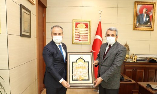 BUYUKSEHiR BELEDiYE BASKANI ALiNUR AKTAS GENCLiK VE SPOR BAKAN YARDIMCISI iHSAN SELiM BAYDAS BUYUKSEHiR BELEDiYE BASKANI ALiNUR AKTAS GENCLiK VE SPOR BAKAN YARDIMCISI iHSAN SELiM BAYDAS