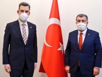 SAGLIK BAKANI DR FAHRETTIN KOCA VE BURSA MILLETVEKILI DR MUSTAFA ESGIN