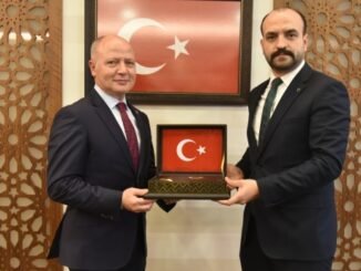 MHP iL BASKANI CiHANGiR KALKANCI AK PARTi iL BASKANI DAVUT GURKAN ZiYARETi