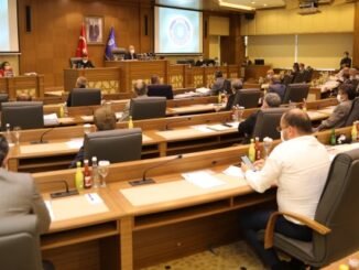 BUYUKSEHiR BELEDiYE MECLiSi KATI ATIK BEDELi TOPLANMAMASI KARARINI BOYLE ALDI