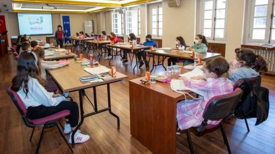 GELECEGiN KENT SAKiNLERi BURSANIN TARiHi DEGERLERiNi YAZACAK KOZA HAN PiRiNC HAN FiDAN HAN COCUKLAR YAZIP ANLATACAK GELECEGiN KENT SAKiNLERi BURSANIN TARiHi DEGERLERiNi YAZACAK KOZA HAN PiRiNC HAN FiDAN HAN COCUKLAR YAZIP ANLATACAK