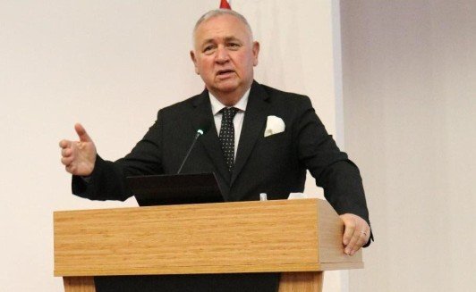 ZEYDER BASKANI MAHMUT SOLAKSUBASI ZEYDER BASKANI MAHMUT SOLAKSUBASI