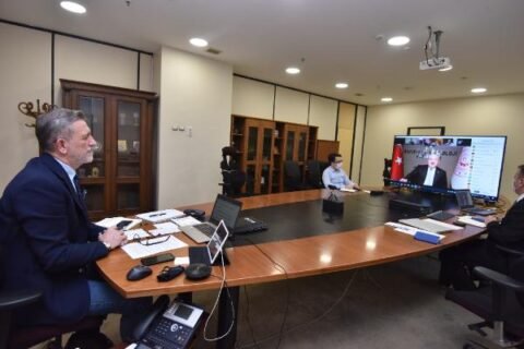 PANDEMi SURECi BTSO BASKANI iBRAHiM BURKAY DEGERLENDiRMESi PANDEMi SURECi BTSO BASKANI iBRAHiM BURKAY DEGERLENDiRMESi