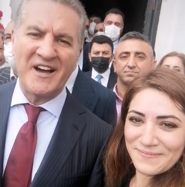 MUSTAFA SARIGUL VE OZLEM YERLiKAYA MUSTAFA SARIGUL VE OZLEM YERLiKAYA