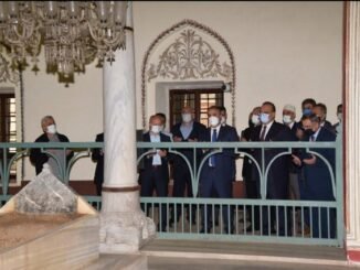 ISTANBULUN FETIH YILDONUMU MURAD TURBESI DUA