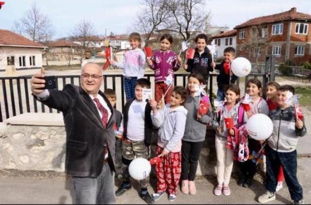 NECATI SAHIN VE COCUKLAR NECATI SAHIN VE COCUKLAR