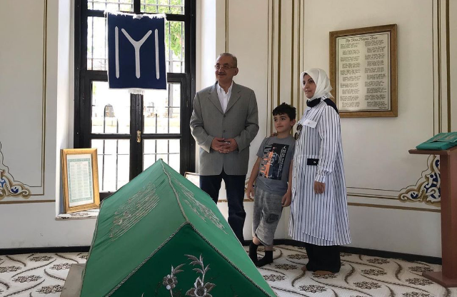 iSMAiL TATLIOGLU VE AiLESi HAYME ANA TURBESi ZiYARETi